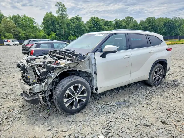 5TDHBRCH7LS506087 2020 TOYOTA HIGHLANDER - Image 1
