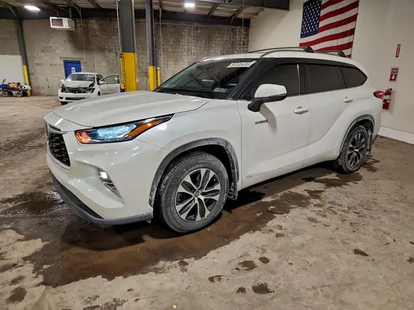 5TDHBRCH7LS508793 2020 TOYOTA HIGHLANDER - Image 1