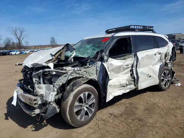 5TDHBRCH7MS520637 2021 TOYOTA HIGHLANDER - Image 1