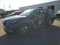 5TDHBRCH7NS548052 2022 TOYOTA HIGHLANDER