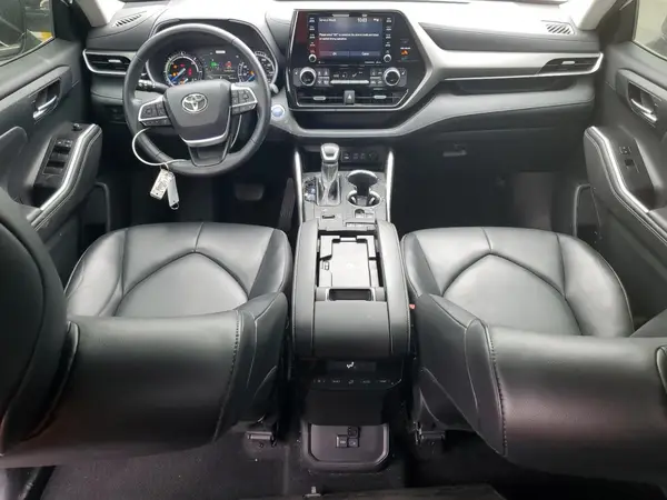 5TDHBRCH7NS552781 2022 TOYOTA HIGHLANDER - Image 8