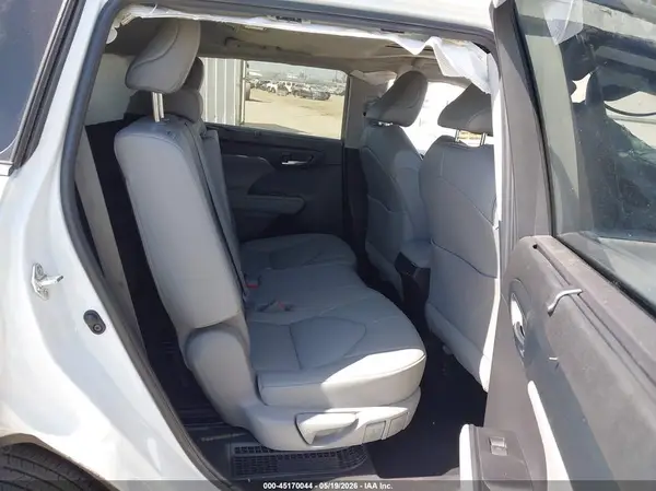 5TDHBRCH7NS558290 2022 TOYOTA HIGHLANDER - Image 8