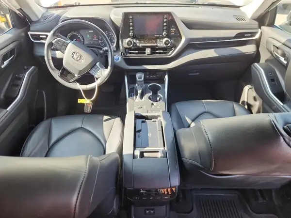 5TDHBRCH8LS001109 2020 TOYOTA HIGHLANDER - Image 8