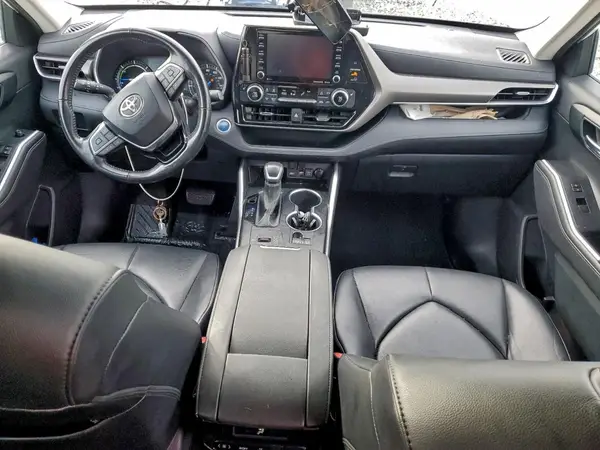 5TDHBRCH8LS509497 2020 TOYOTA HIGHLANDER - Image 8
