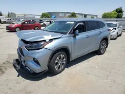 5TDHBRCH8MS033592 2021 TOYOTA HIGHLANDER