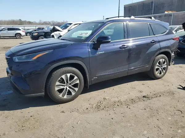 5TDHBRCH8MS517777 2021 TOYOTA HIGHLANDER - Image 1