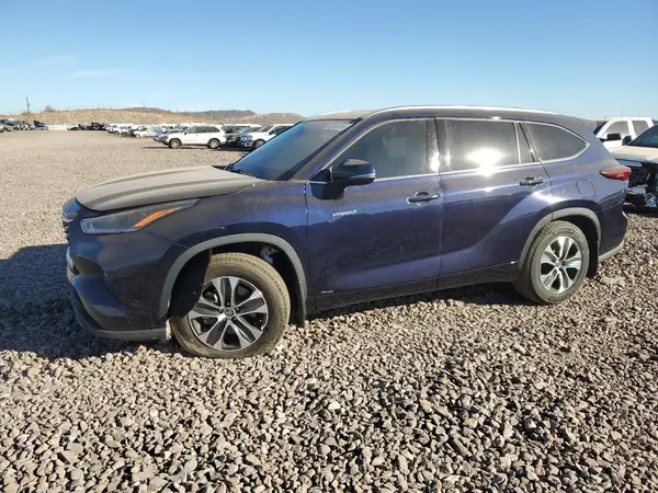 5TDHBRCH8MS522350 2021 TOYOTA HIGHLANDER - Image 1