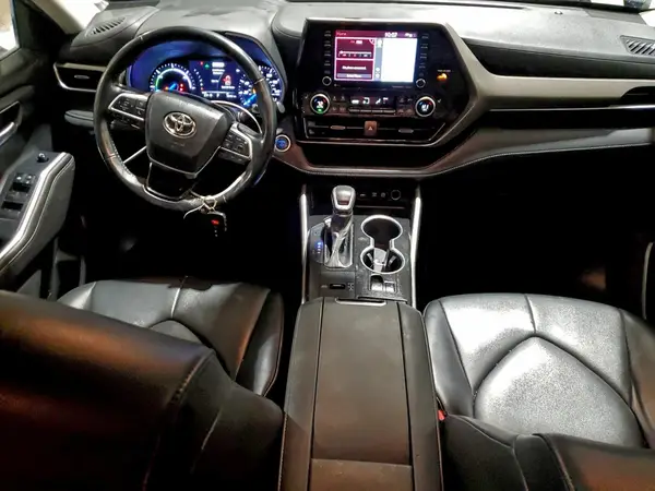 5TDHBRCH8MS529041 2021 TOYOTA HIGHLANDER - Image 8