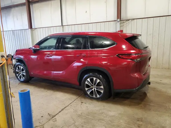 5TDHBRCH9LS502168 2020 TOYOTA HIGHLANDER - Image 2