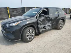 5TDHBRCH9LS513266 2020 TOYOTA HIGHLANDER