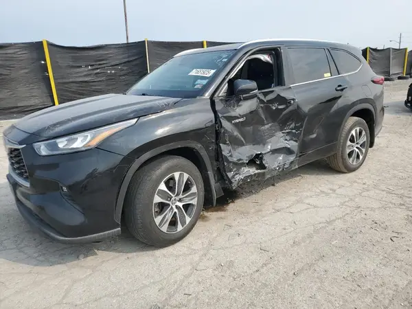 5TDHBRCH9LS513266 2020 TOYOTA HIGHLANDER - Image 1