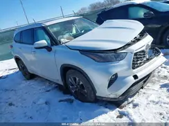 5TDHBRCH9NS555620 2022 TOYOTA HIGHLANDER