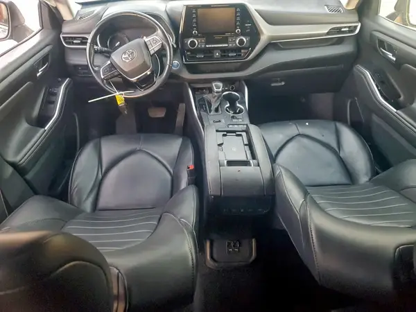 5TDHBRCHXMS056808 2021 TOYOTA HIGHLANDER - Image 8
