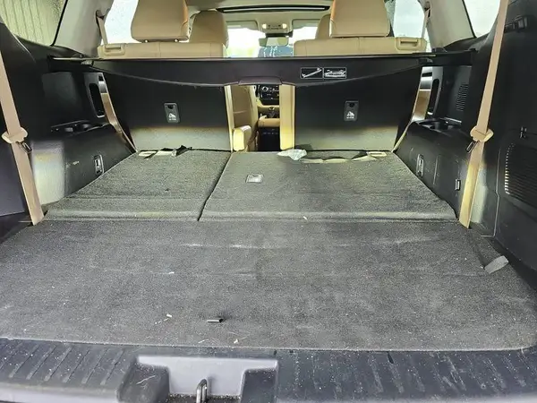 5TDHBRCHXMS067369 2021 TOYOTA HIGHLANDER - Image 2