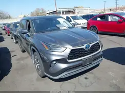 5TDHBRCHXMS517263 2021 TOYOTA HIGHLANDER
