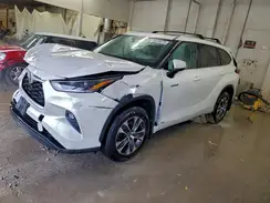 5TDHBRCHXMS527162 2021 TOYOTA HIGHLANDER