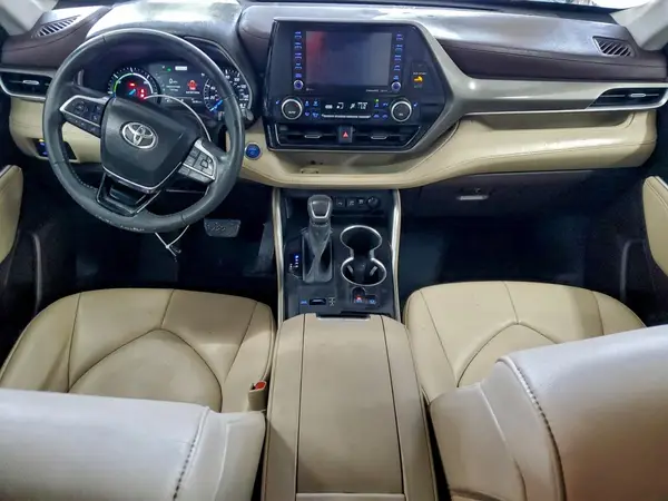 5TDHBRCHXMS527162 2021 TOYOTA HIGHLANDER - Image 8