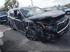 5TDHBRCHXMS534726 2021 TOYOTA HIGHLANDER