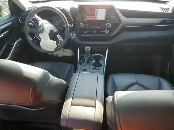 5TDHZRAH0LS008182 2020 TOYOTA HIGHLANDER - Image 8