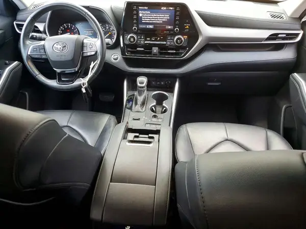 5TDHZRAH0LS510593 2020 TOYOTA HIGHLANDER - Image 8