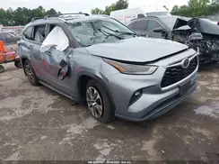 5TDHZRAH0MS055696 2021 TOYOTA HIGHLANDER