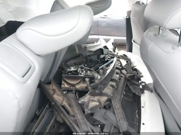 5TDHZRAH0MS055696 2021 TOYOTA HIGHLANDER - Image 8