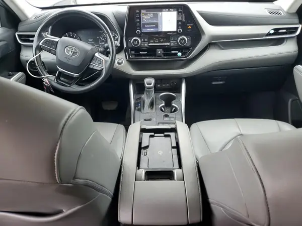 5TDHZRAH0MS086334 2021 TOYOTA HIGHLANDER - Image 8