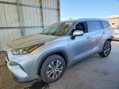 5TDHZRAH0NS119253 2022 TOYOTA HIGHLANDER