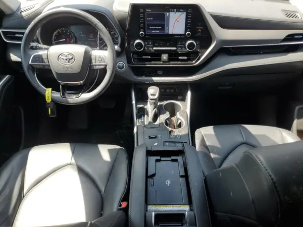 5TDHZRAH1LS007946 2020 TOYOTA HIGHLANDER - Image 8