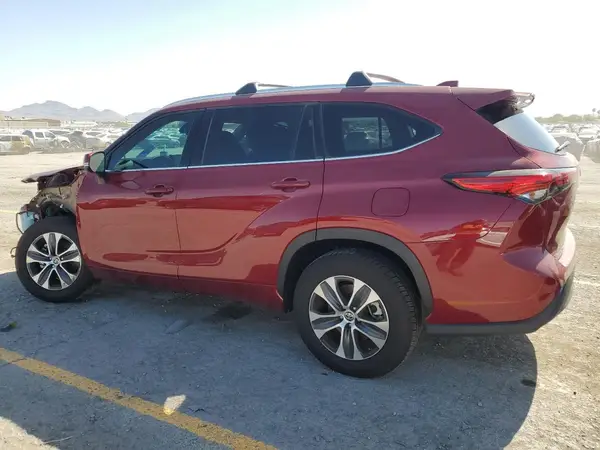 5TDHZRAH1MS054802 2021 TOYOTA HIGHLANDER - Image 2