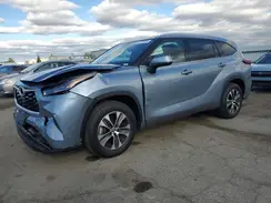 5TDHZRAH1NS119780 2022 TOYOTA HIGHLANDER