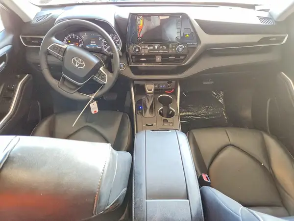 5TDHZRAH1NS131315 2022 TOYOTA HIGHLANDER - Image 8