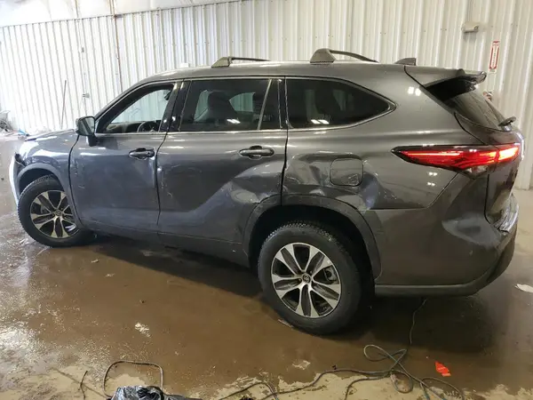 5TDHZRAH2LS013609 2020 TOYOTA HIGHLANDER - Image 2