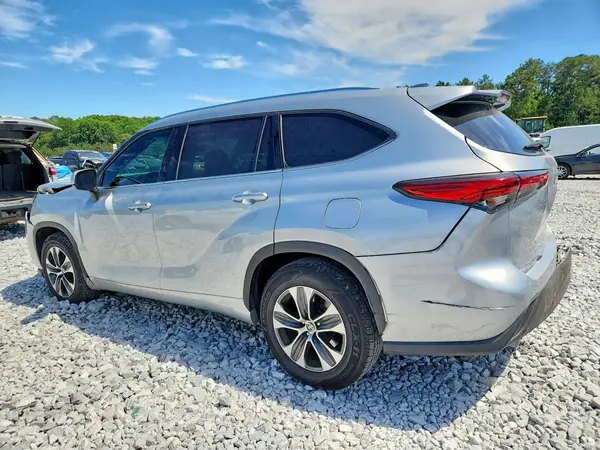 5TDHZRAH2LS501409 2020 TOYOTA HIGHLANDER - Image 2