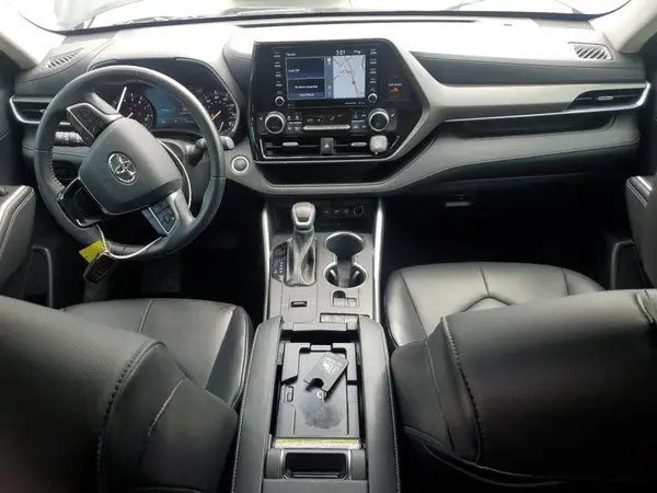 5TDHZRAH2MS074850 2021 TOYOTA HIGHLANDER - Image 8