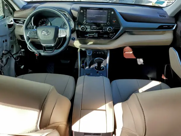 5TDHZRAH2MS527266 2021 TOYOTA HIGHLANDER - Image 8