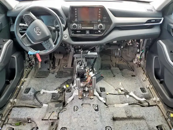5TDHZRAH2NS545025 2022 TOYOTA HIGHLANDER - Image 8