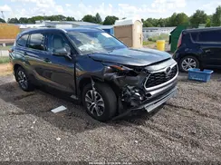 5TDHZRAH2NS552203 2022 TOYOTA HIGHLANDER
