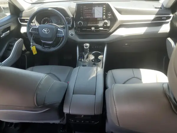 5TDHZRAH3LS008371 2020 TOYOTA HIGHLANDER - Image 8