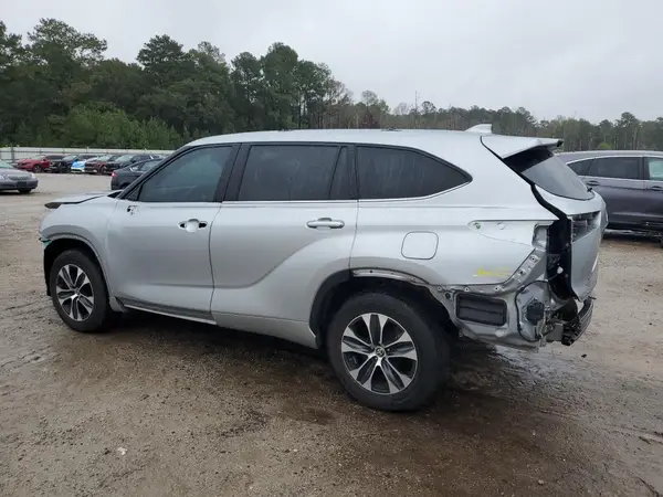 5TDHZRAH3LS507476 2020 TOYOTA HIGHLANDER - Image 2