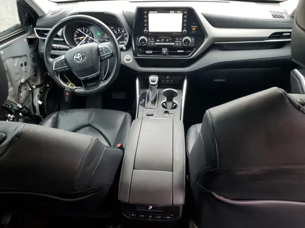 5TDHZRAH3LS507476 2020 TOYOTA HIGHLANDER - Image 8