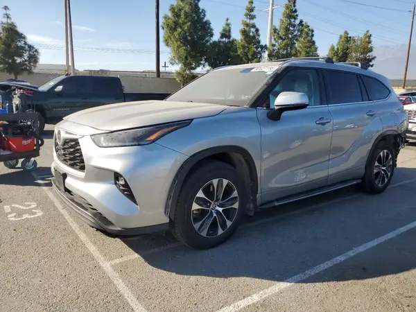5TDHZRAH3MS514459 2021 TOYOTA HIGHLANDER - Image 1