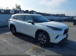 5TDHZRAH3MS532301 2021 TOYOTA HIGHLANDER