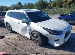 5TDHZRAH3NS104715 2022 TOYOTA HIGHLANDER