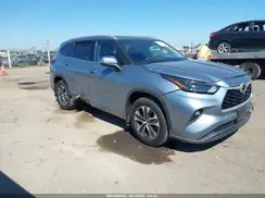 5TDHZRAH3NS115634 2022 TOYOTA HIGHLANDER