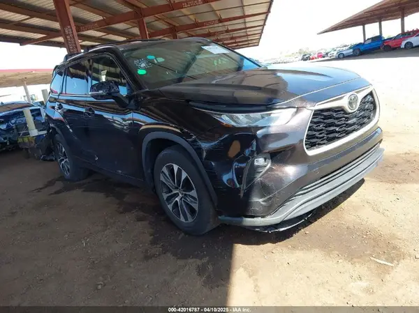 5TDHZRAH4LS023607 2020 TOYOTA HIGHLANDER - Image 1
