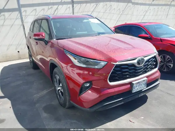 5TDHZRAH4MS036620 2021 TOYOTA HIGHLANDER - Image 1