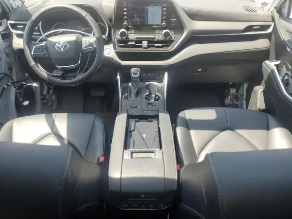 5TDHZRAH4MS078480 2021 TOYOTA HIGHLANDER - Image 8