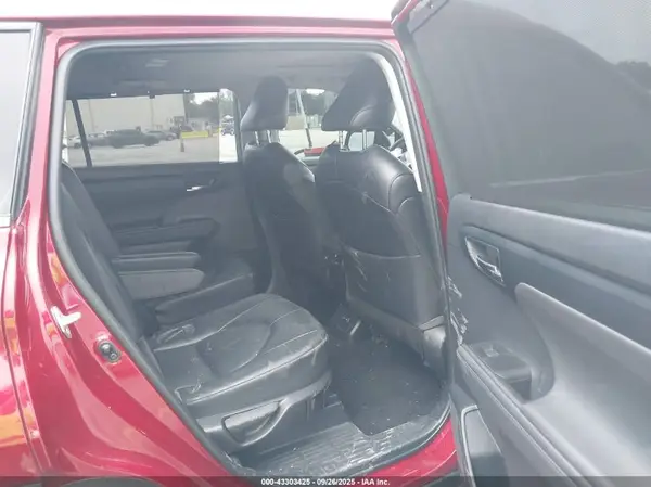 5TDHZRAH4NS545043 2022 TOYOTA HIGHLANDER - Image 8