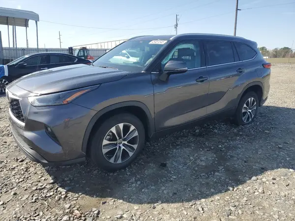 5TDHZRAH4NS545270 2022 TOYOTA HIGHLANDER - Image 1